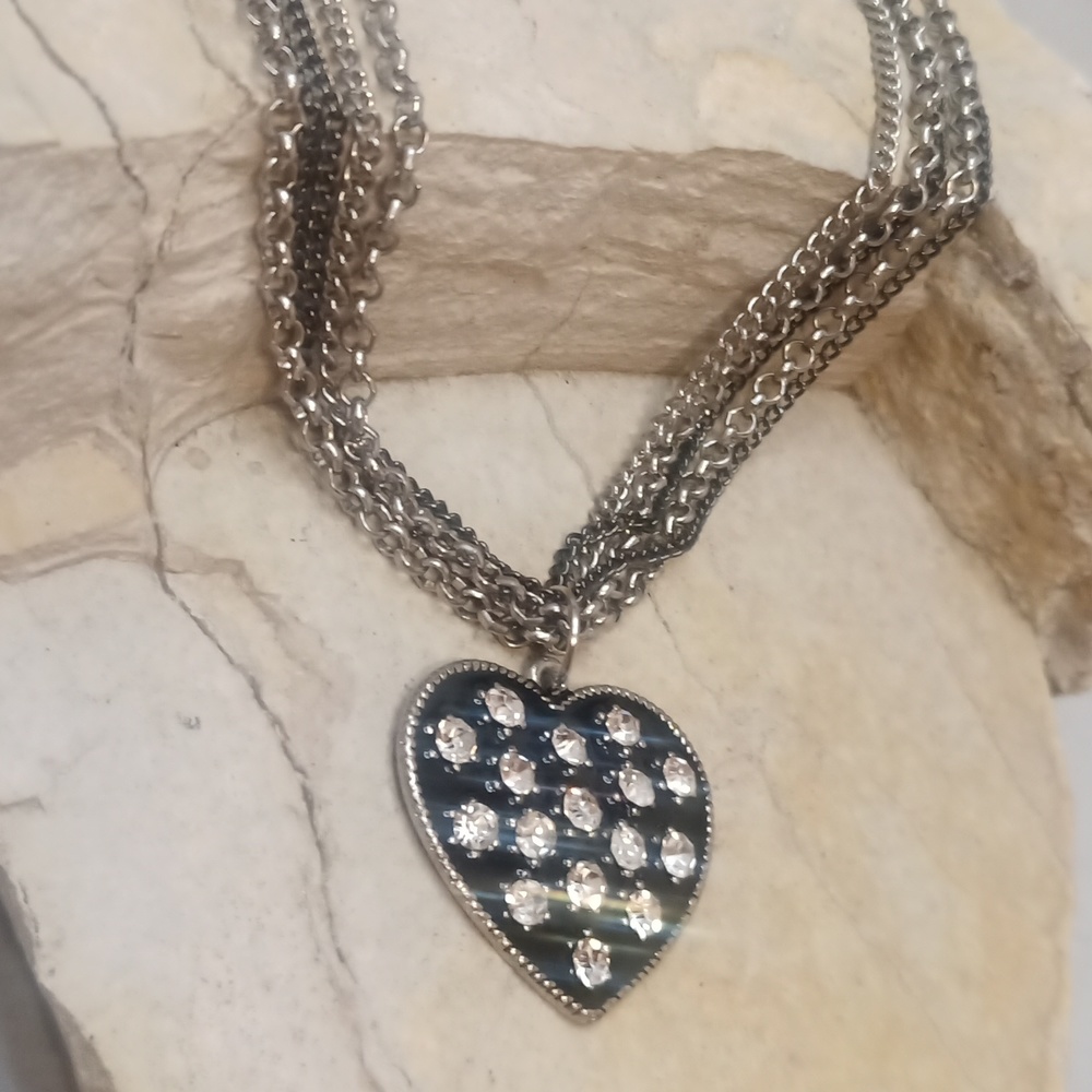 Multi Layered Chain Necklace with Heart pendant Rhinestones Statement Jewelry - Picture 5 of 5